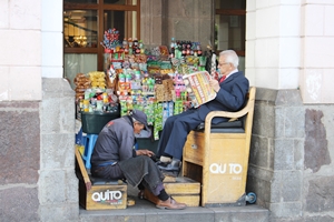 0002 Quito albergo 300